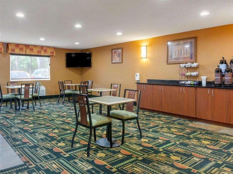 Comfort Inn Traverse City Exterior foto