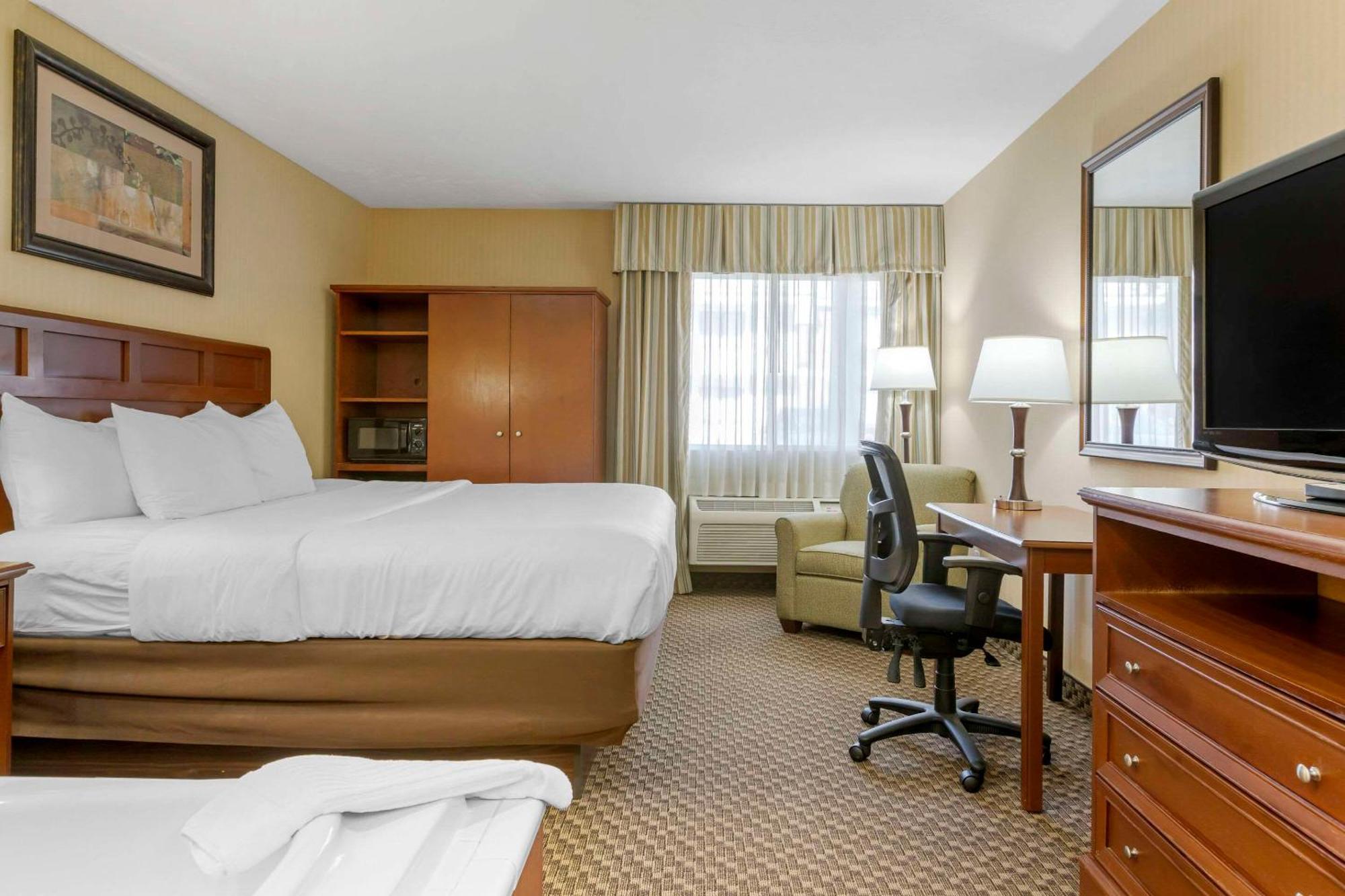 Comfort Inn Traverse City Exterior foto