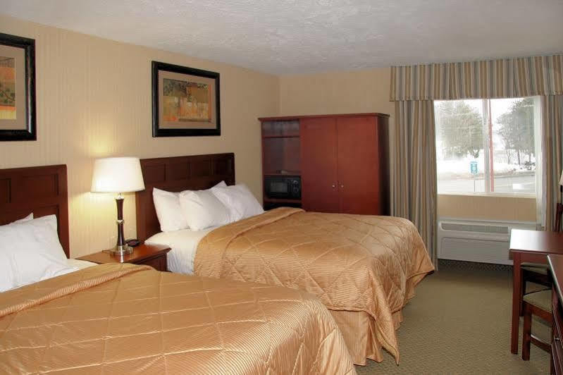 Comfort Inn Traverse City Exterior foto