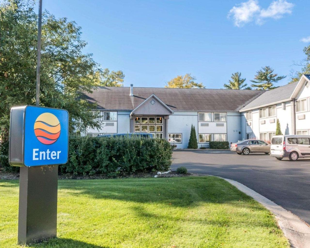 Comfort Inn Traverse City Exterior foto